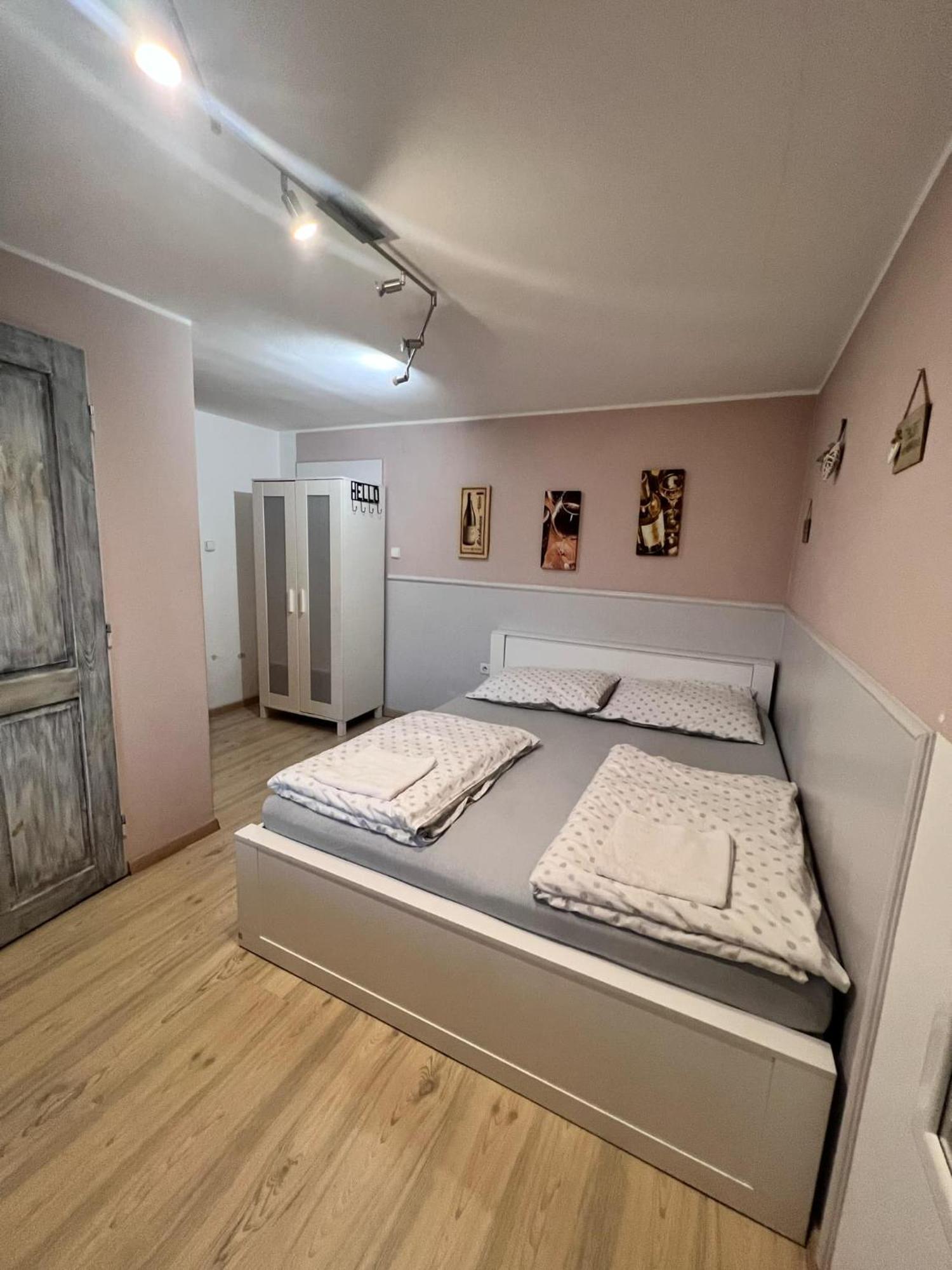 Ubytovani Na Hrazi 91 Znojmo Εξωτερικό φωτογραφία